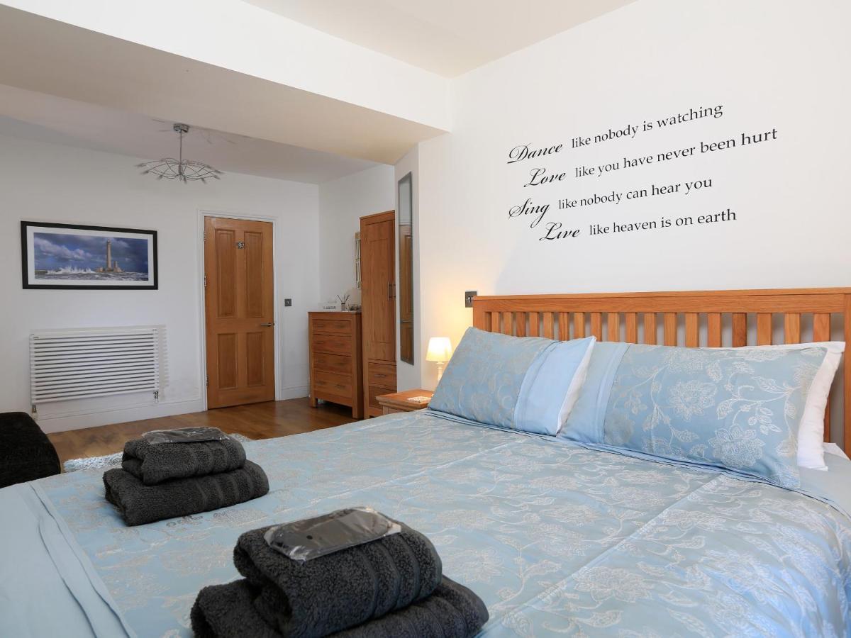 1 At The Beach Beesands Extérieur photo